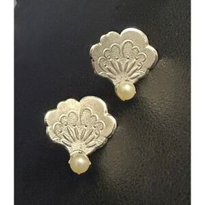 BOND BOYD Sterling Silver Earrings Screw Back Fan Seashell Vintage